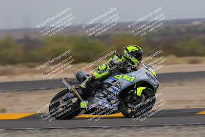 media/Sep-11-2022-SoCal Trackdays (Sun) [[81b7e951af]]/Turn 7 (1145am)/